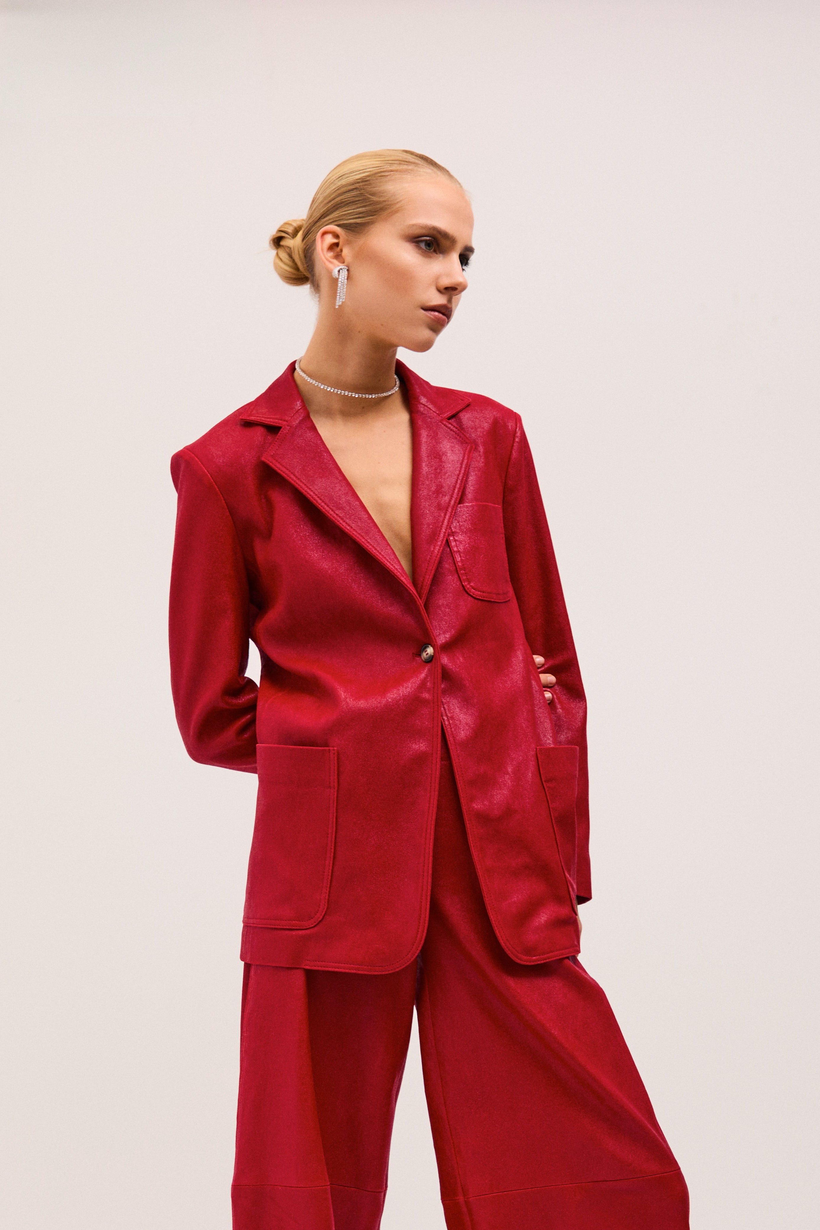 MAX RED SHINE LEATHER