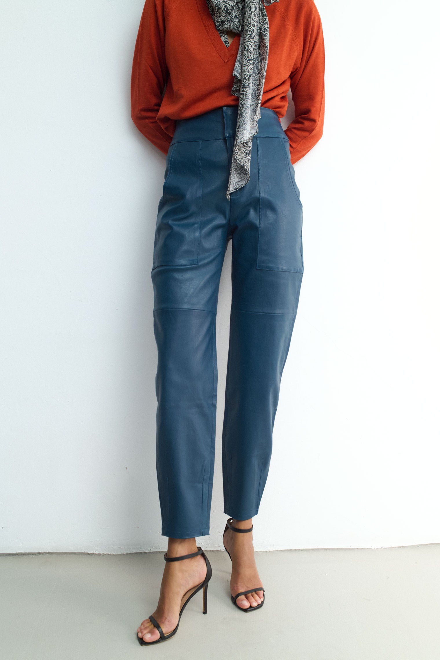 BEATRIZ PANT BLUEBELL LEATHER