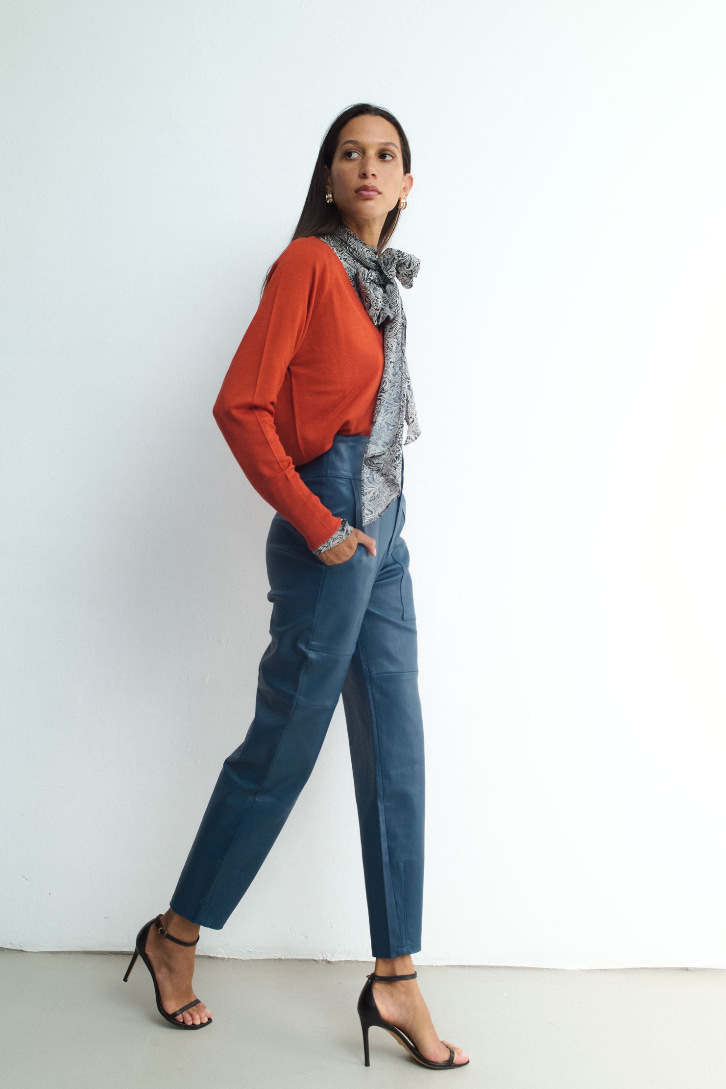 BEATRIZ PANT BLUEBELL LEATHER