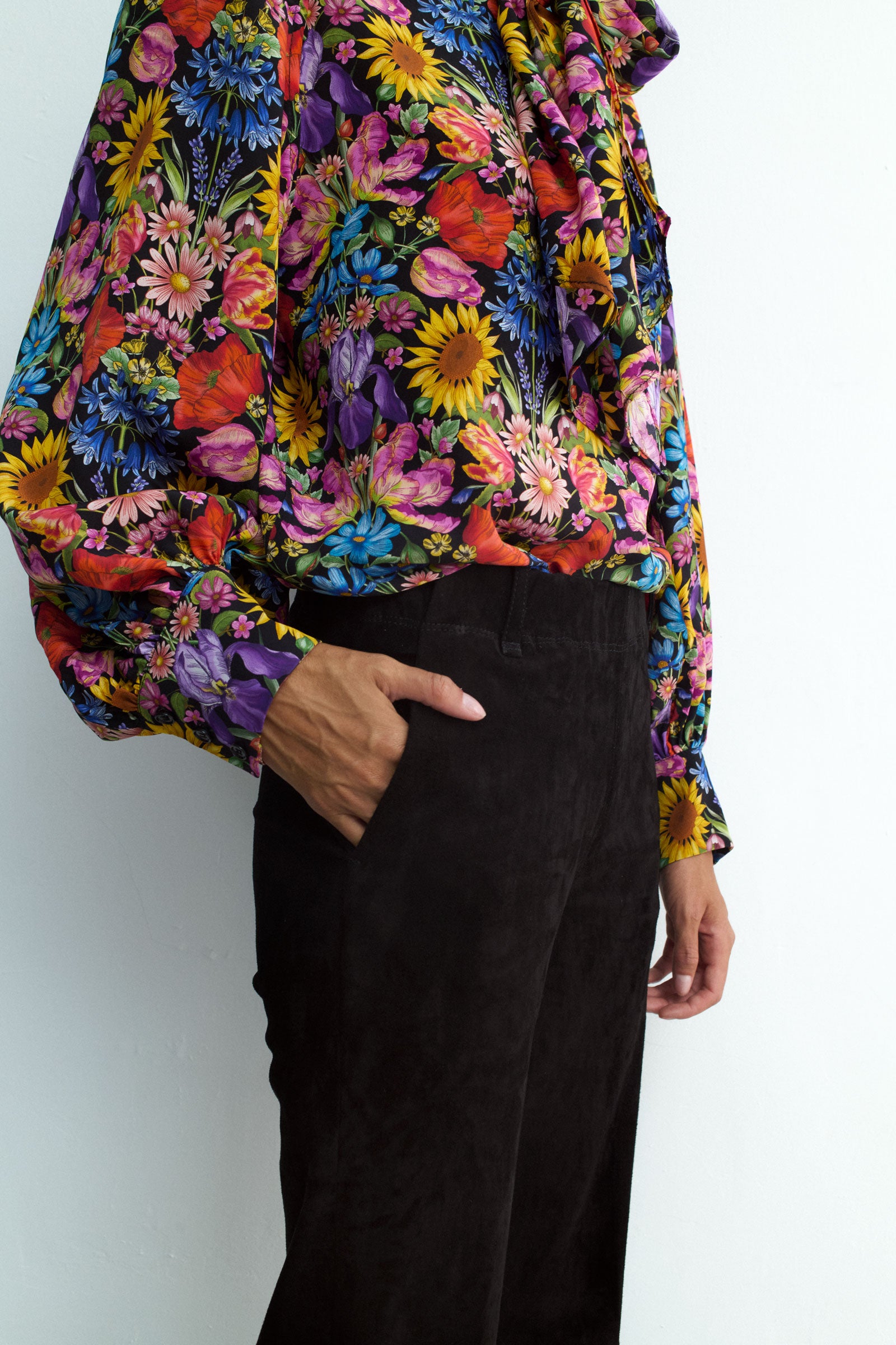 BOW FLORAL MUSE BLACK
