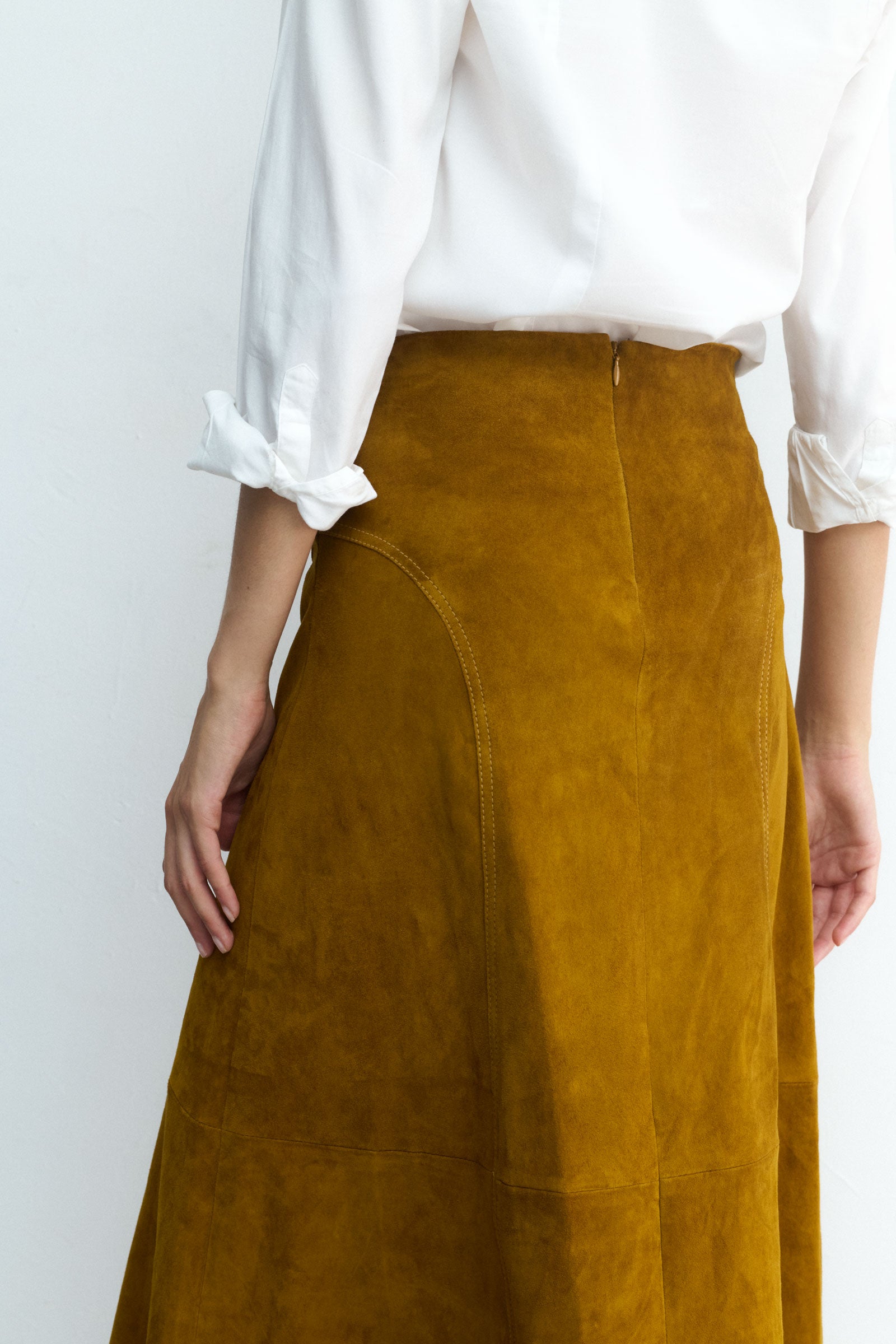 BEGO SKIRT GOLDEN HONEY SUEDE