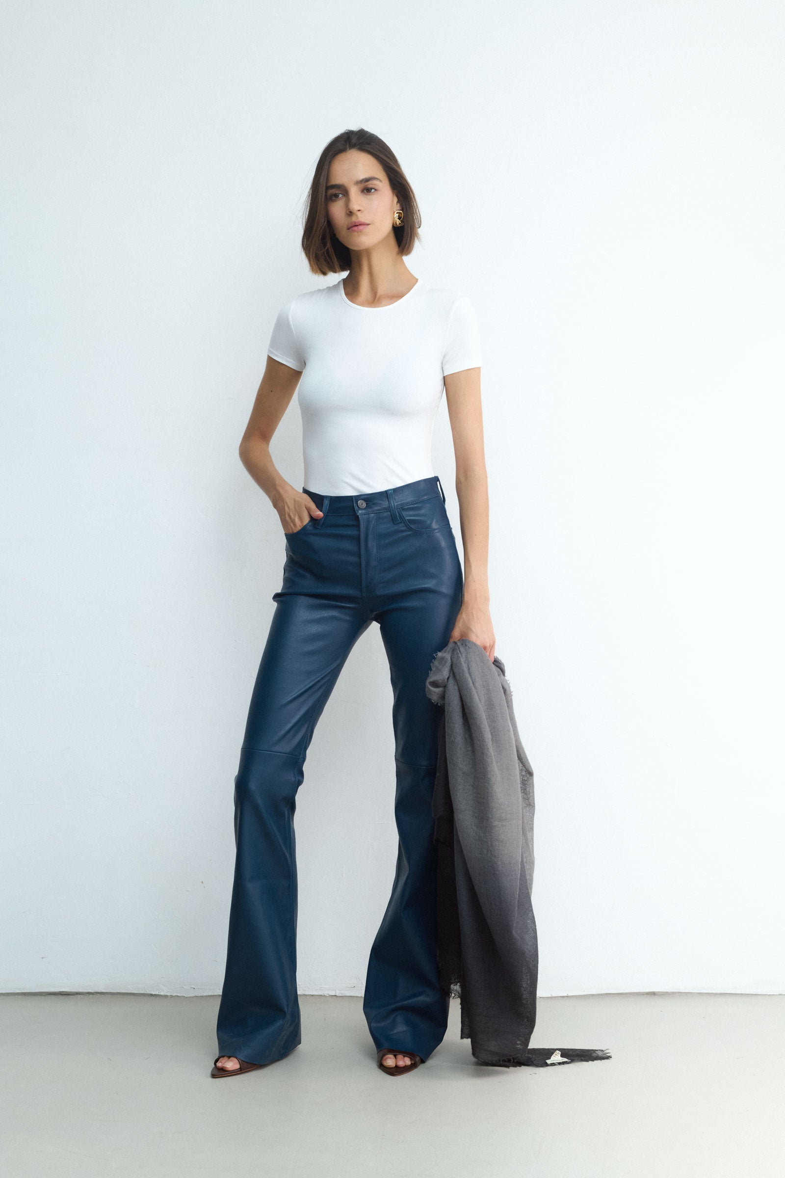 FLARE PANT BLUEBELL LEATHER