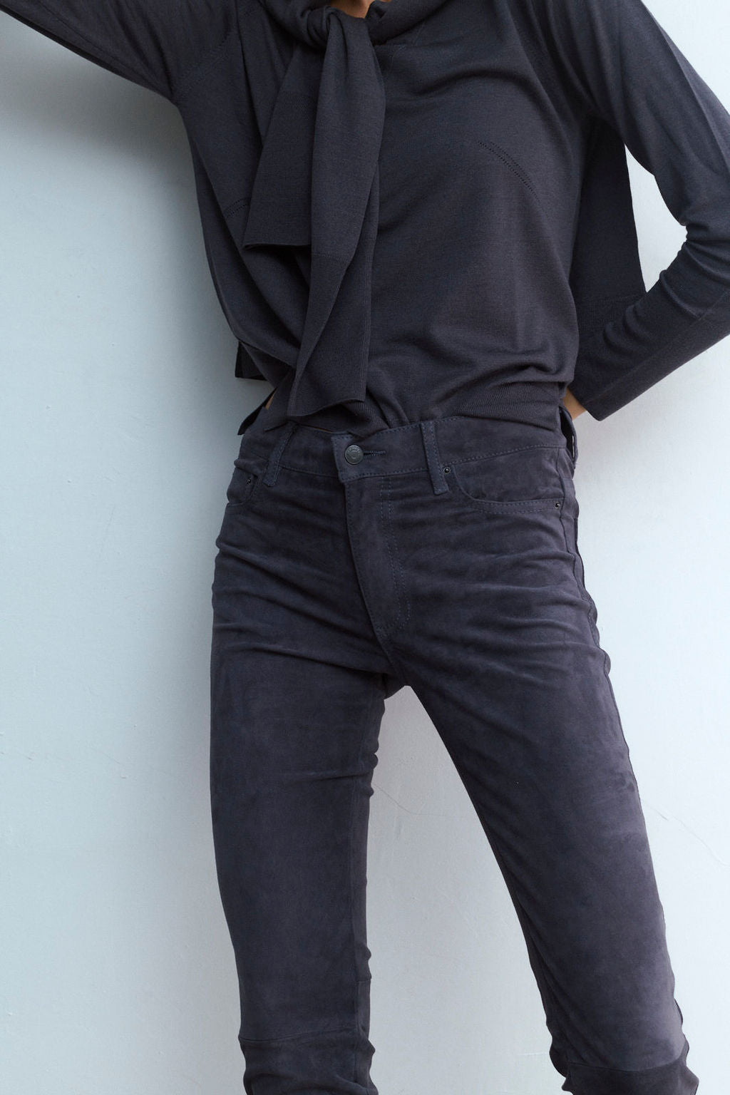 CLASSIC5 SLATE SUEDE