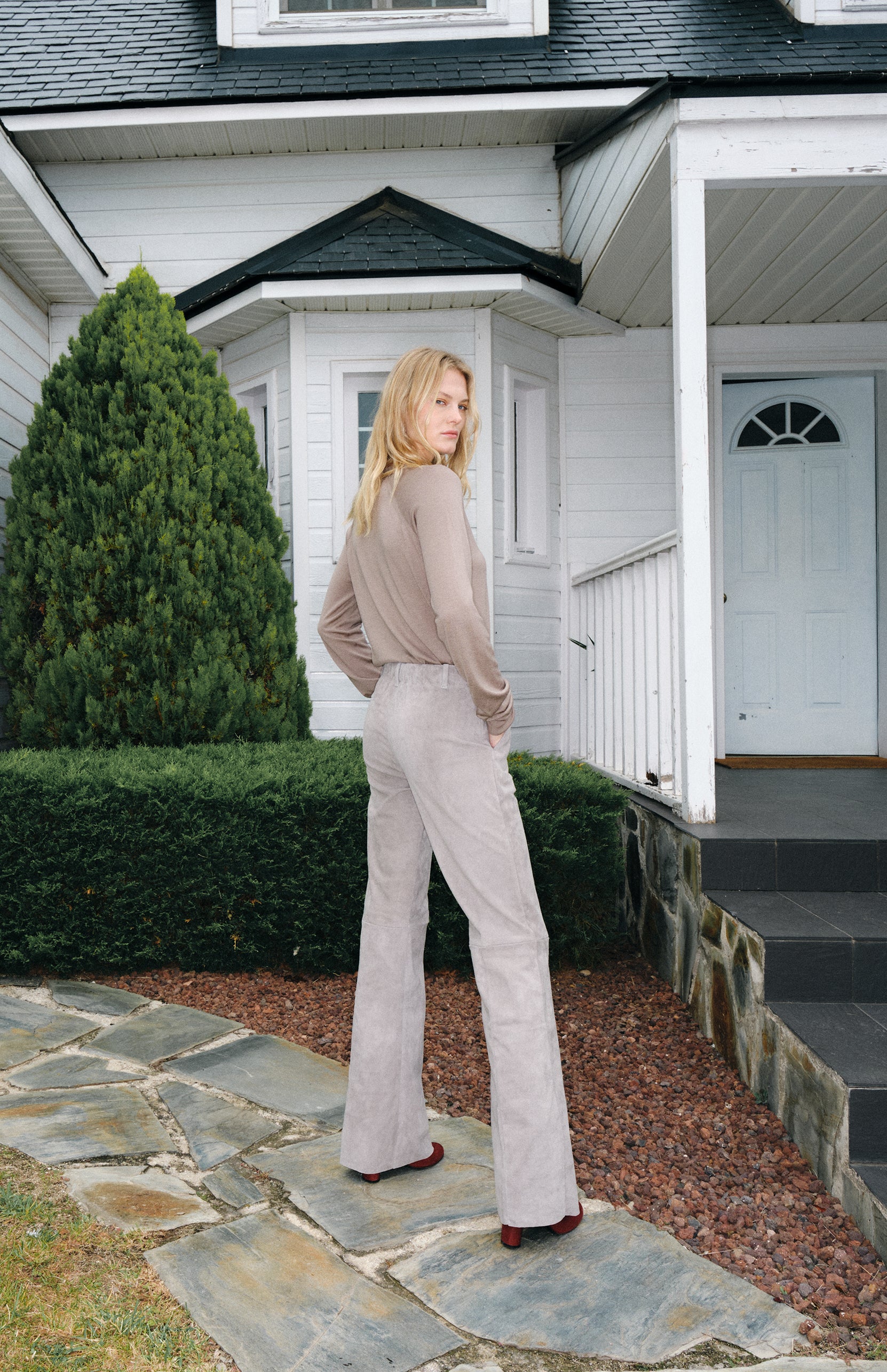 PIJAMA GLACIER GRAY SUEDE