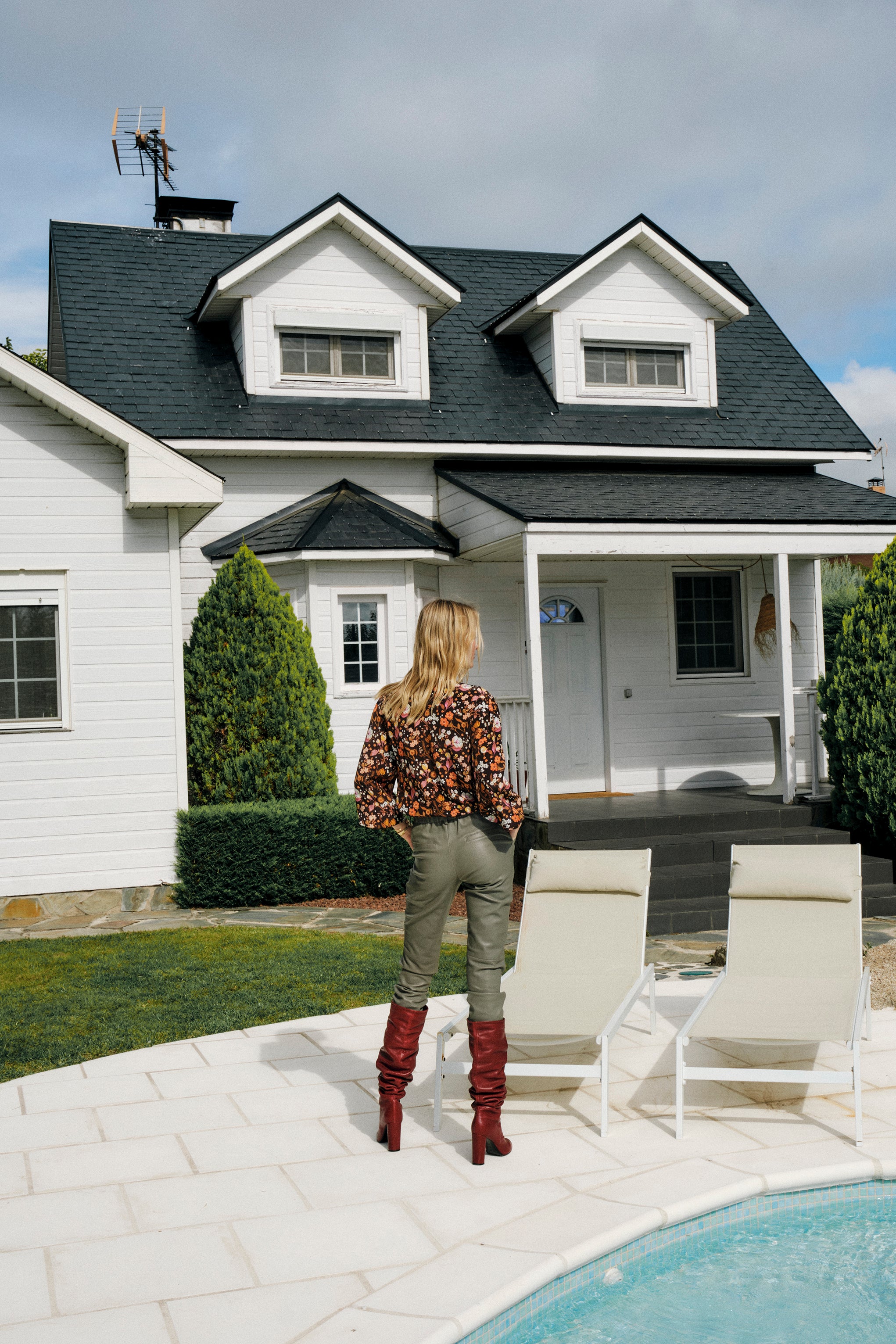 SONIA WARM BISQUE LEATHER