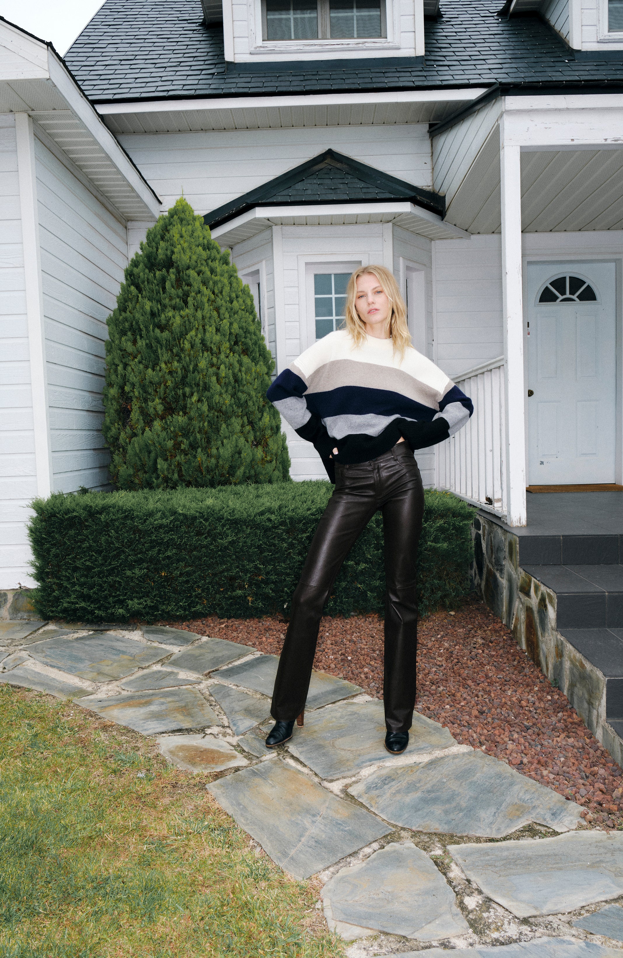 CLASSIC 5 DARK ROAST LEATHER