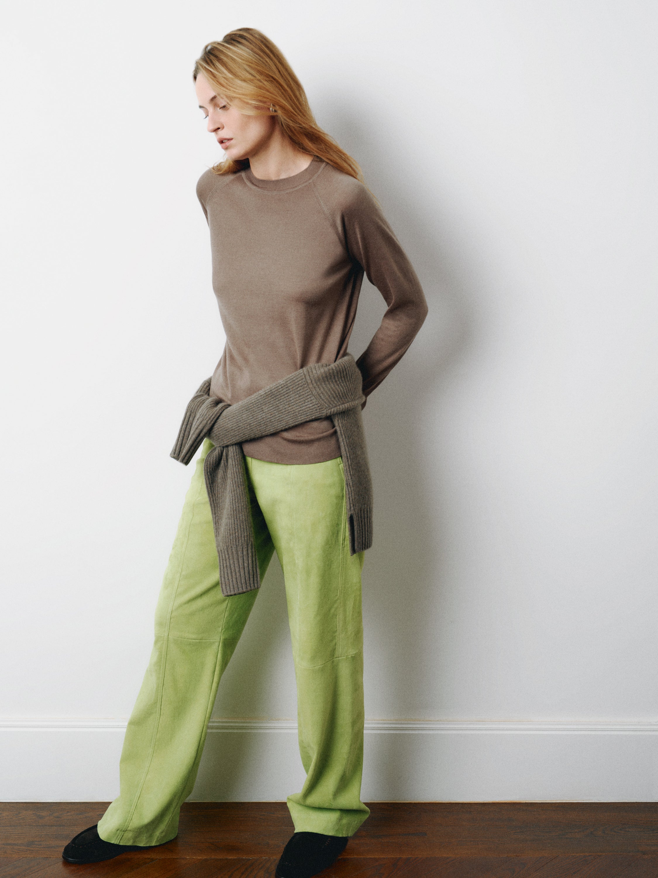 CREW NECK OLIVINE