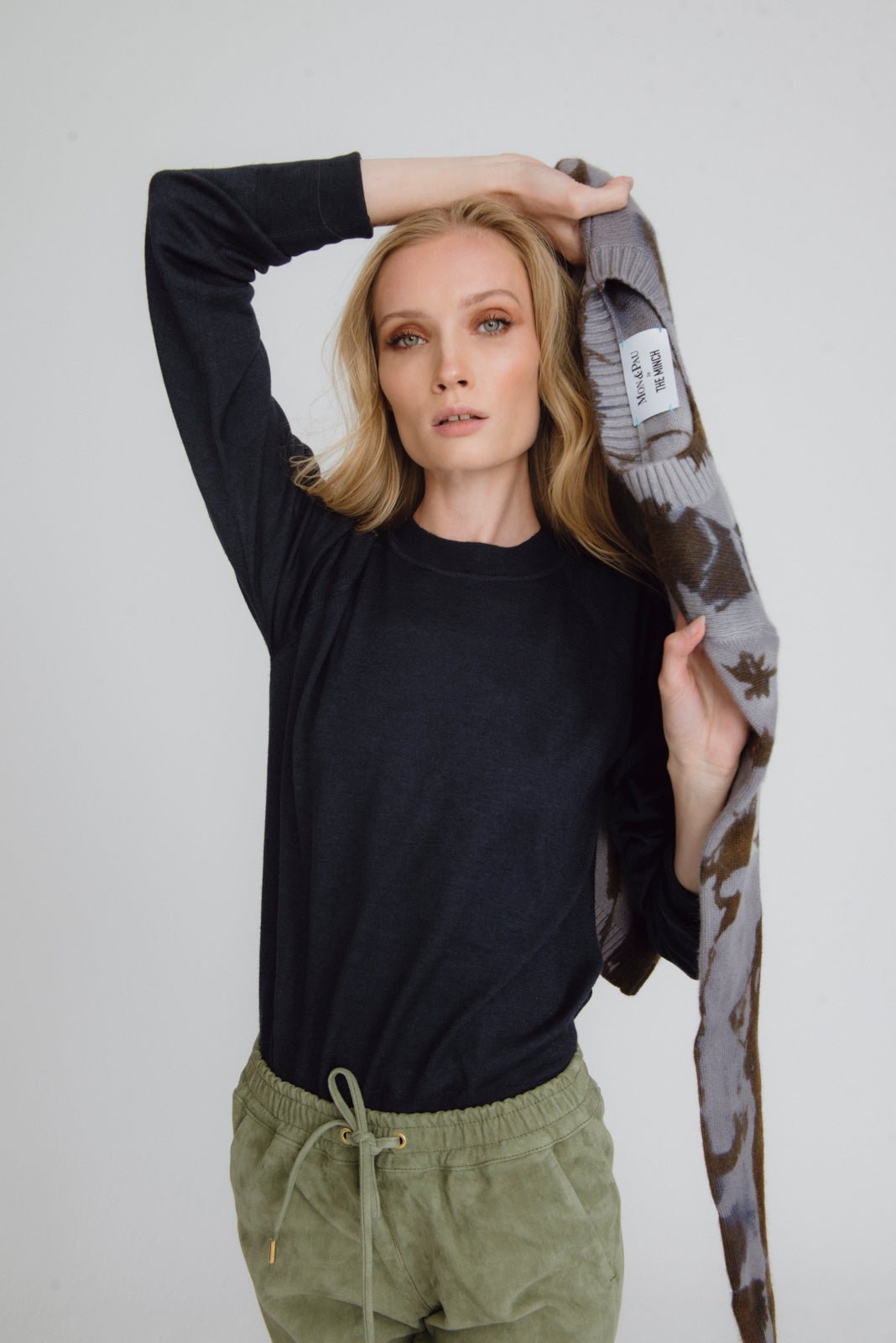 CREW NECK SWEATER NAVY