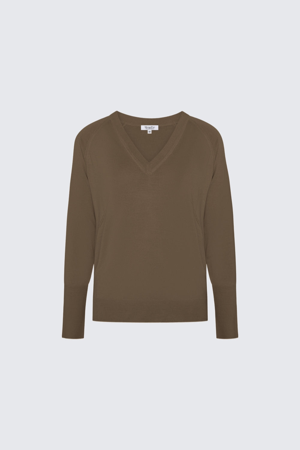 V NECK SADDLE