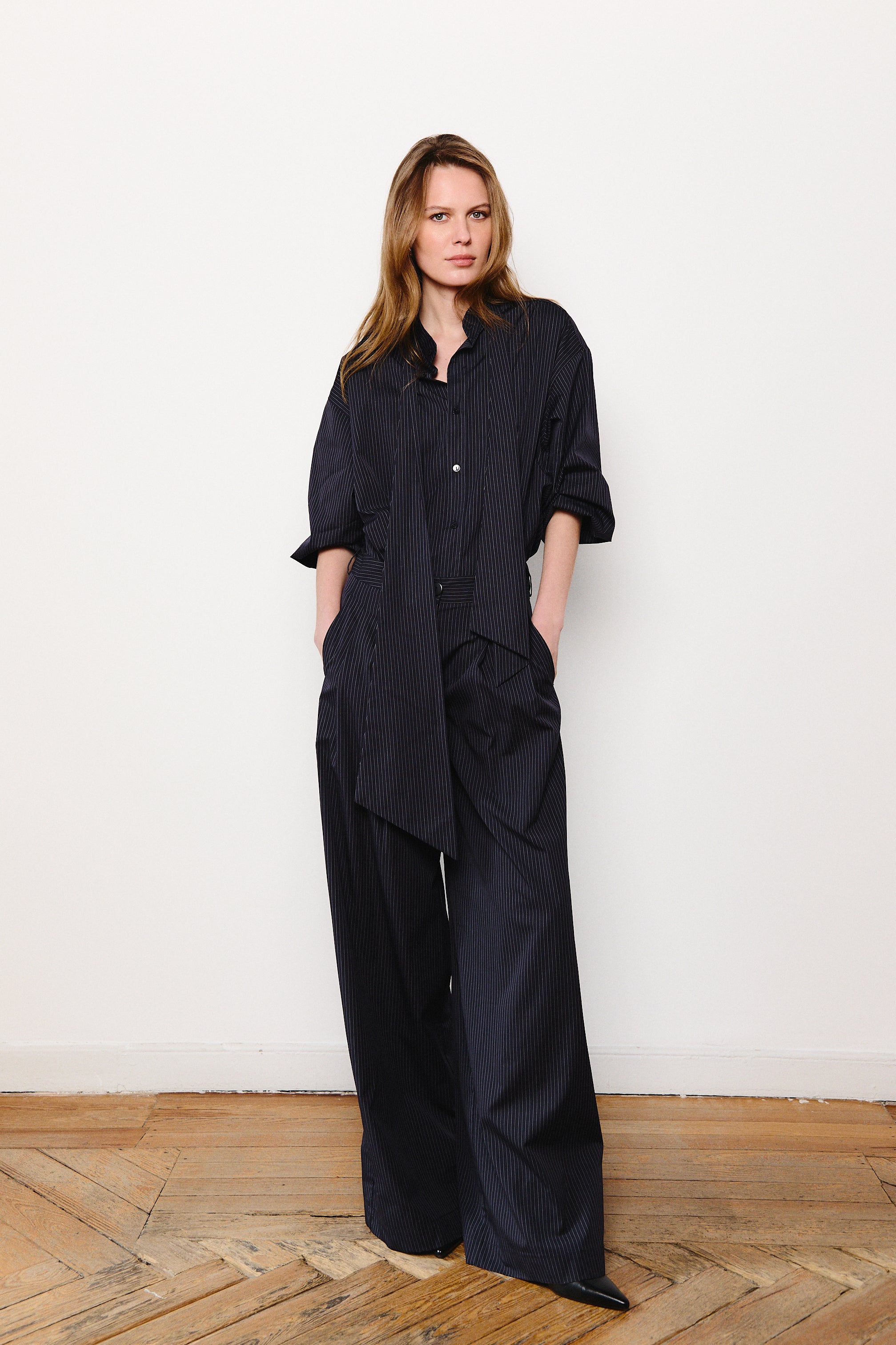 DIANE NAVY/WHITE PINSTRIPE SHIRT