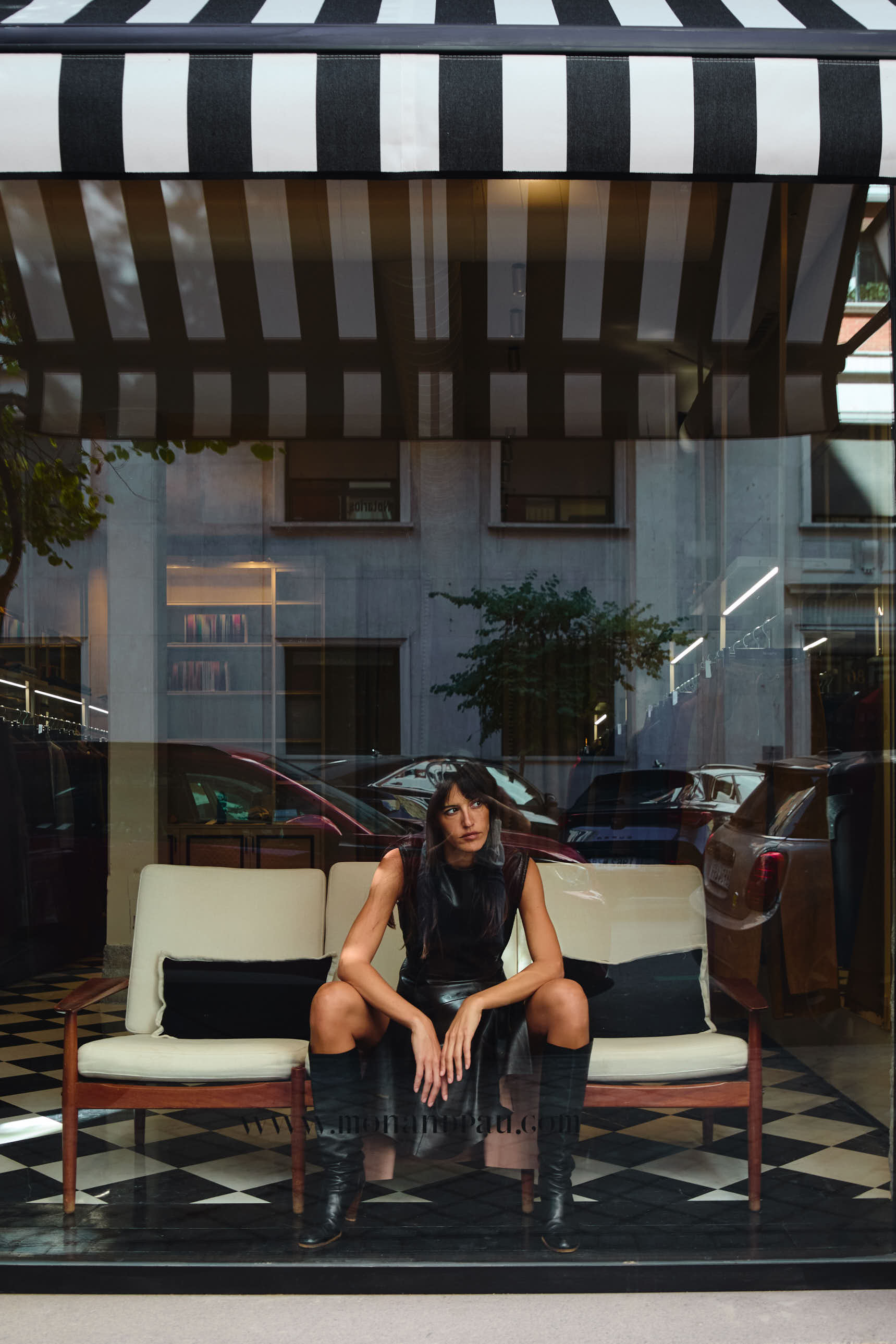 VIVIANA DARK CHOCOLATE LEATHER