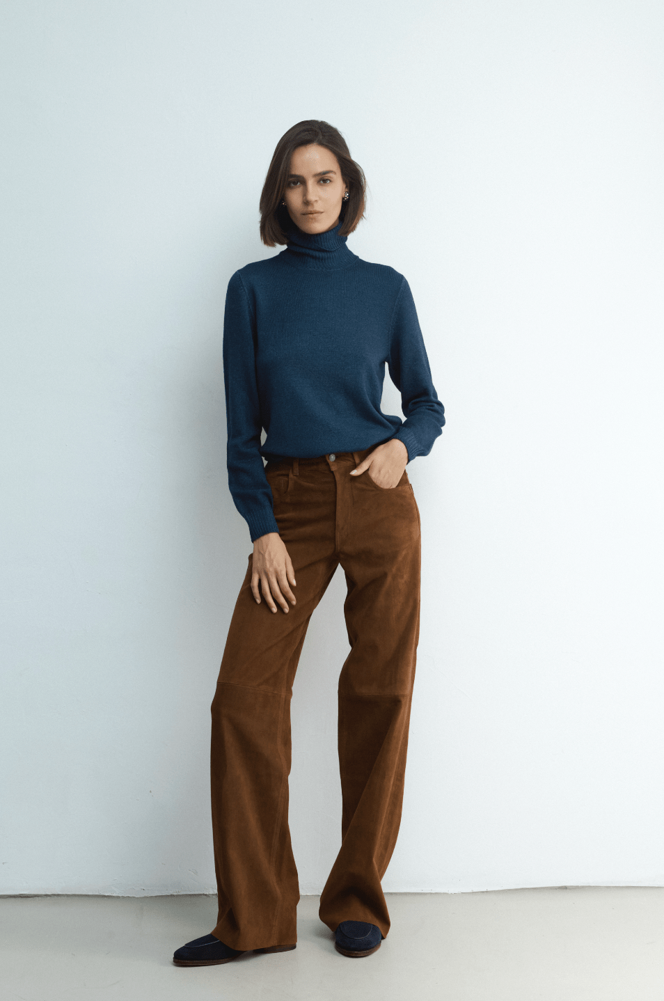 LOLA SADDLE SUEDE
