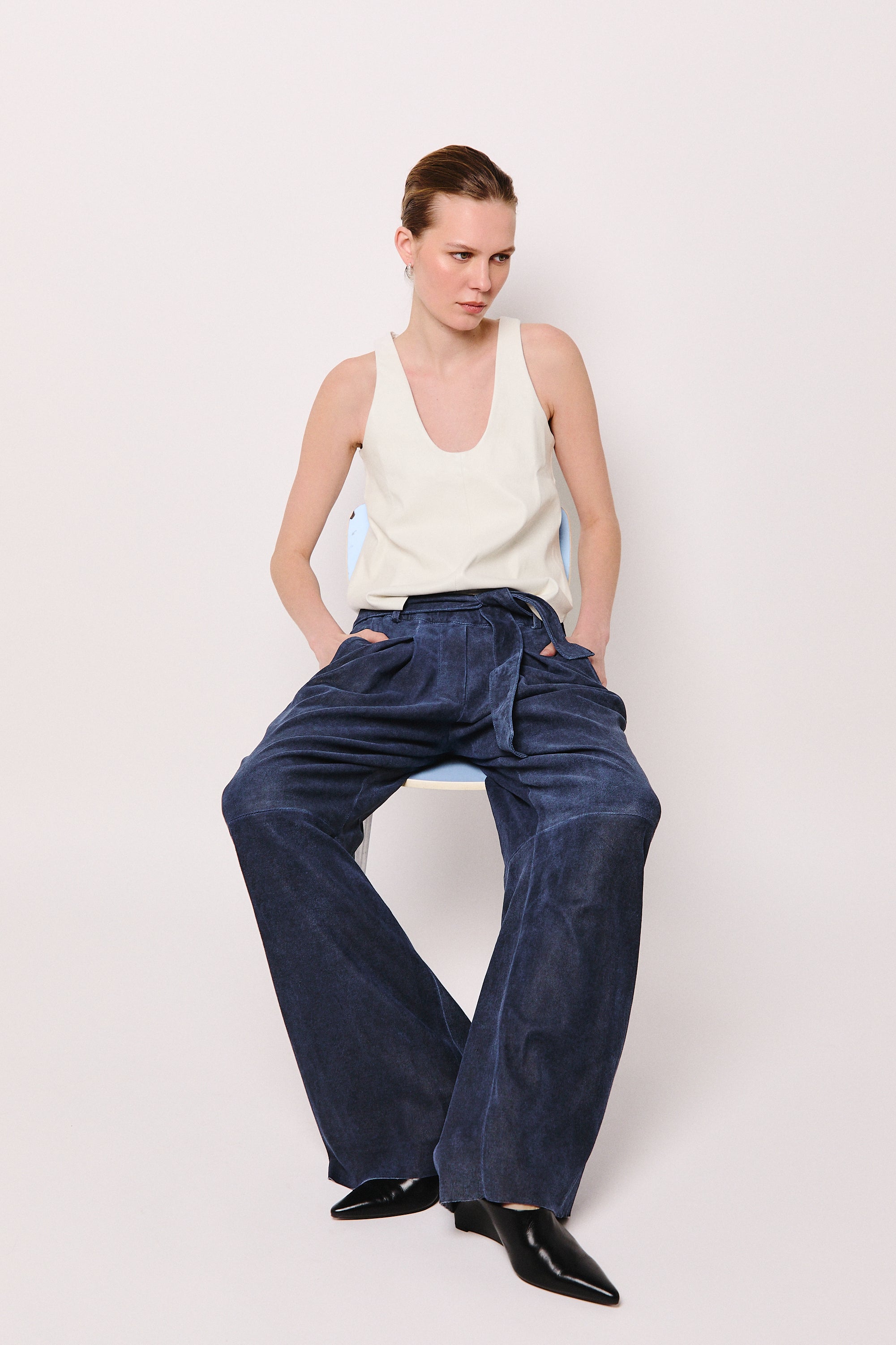 TANK TOP WHITE LEATHER