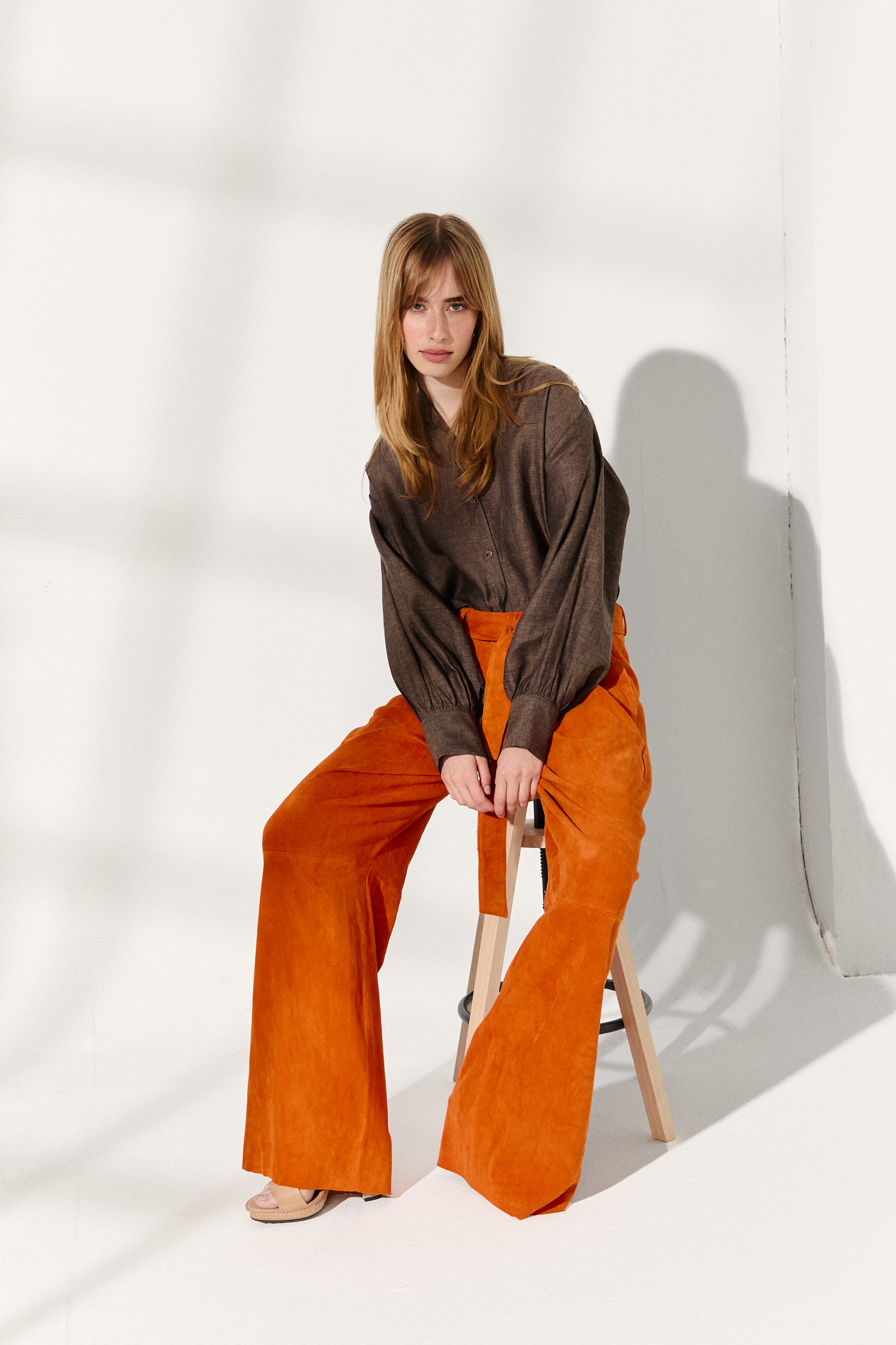 BLUSA LINO BEIGE MANGA LARGA SIENNA