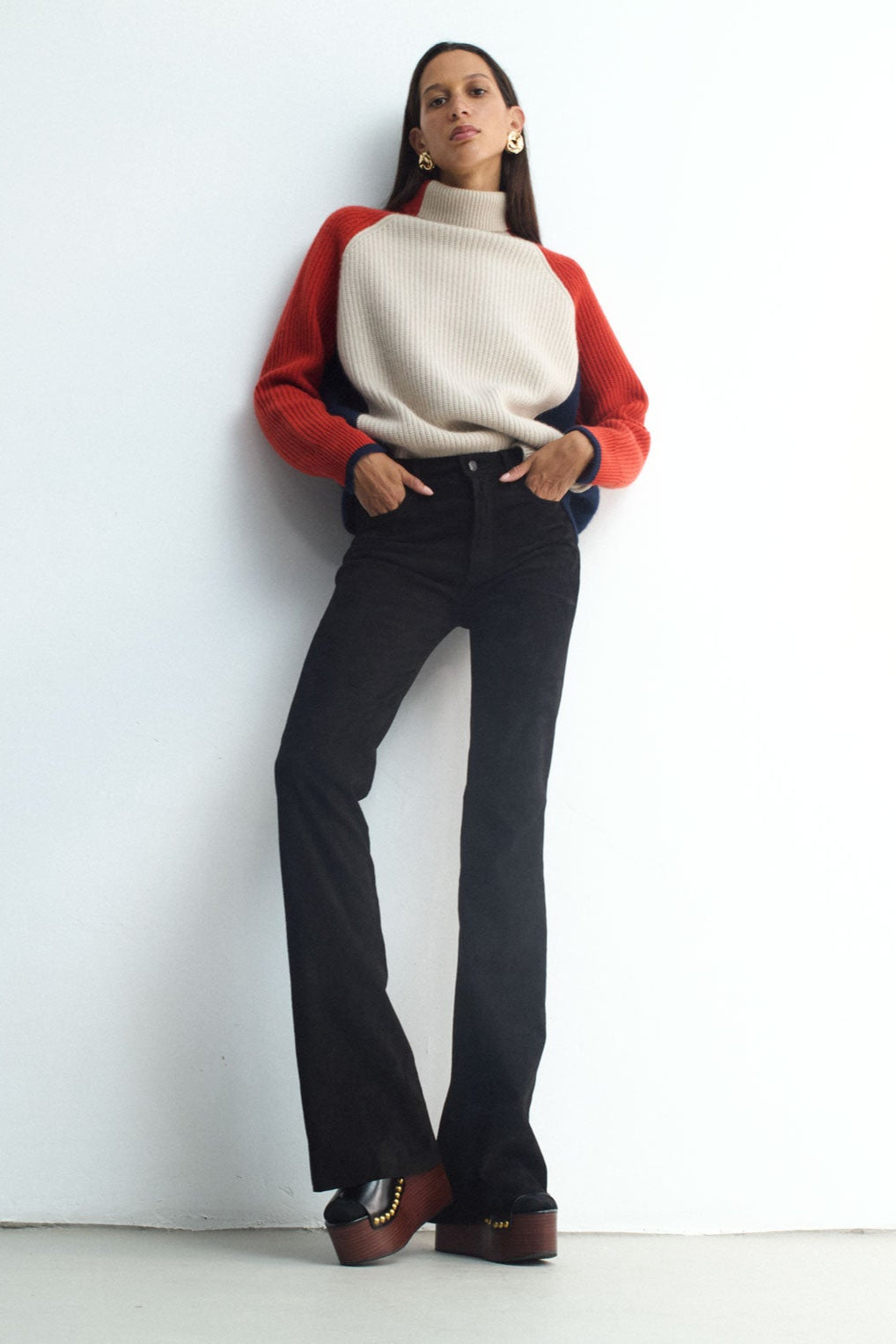 FLARE BLACK SUEDE