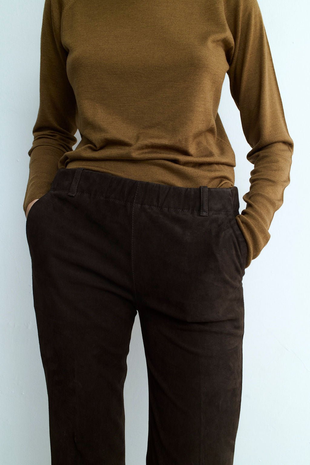 CREW NECK SADDLE