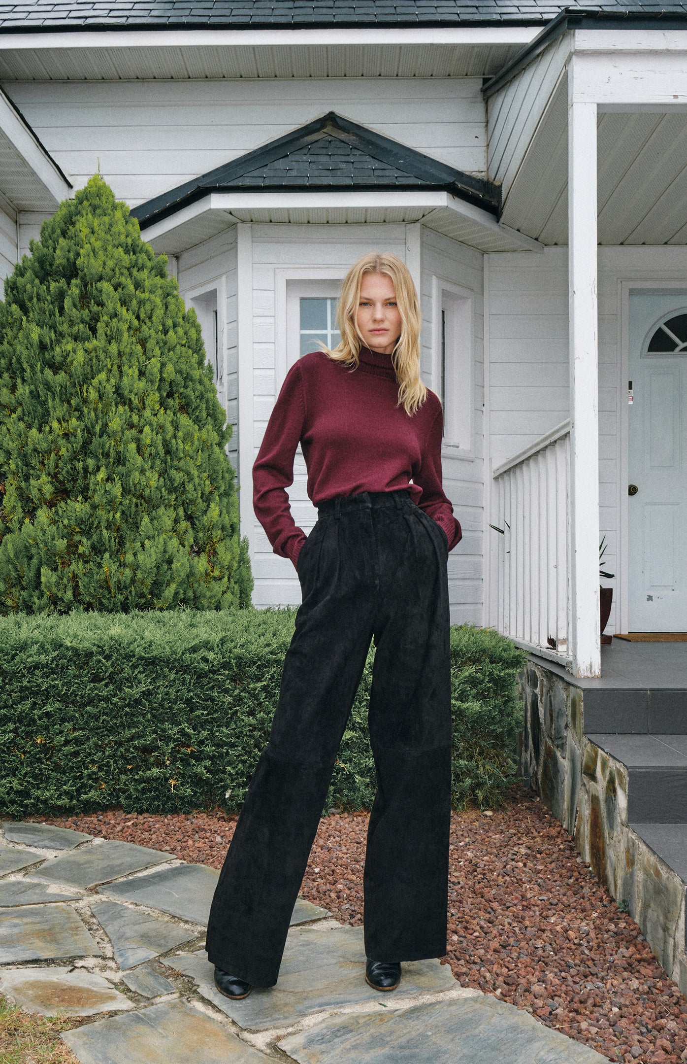 Women's Turtleneck Black Cherry