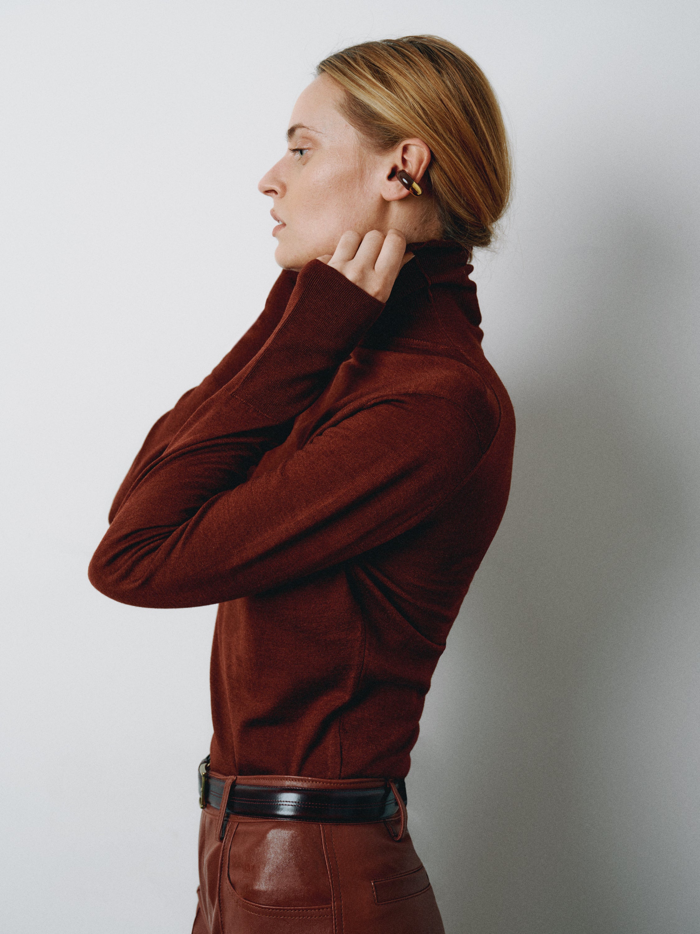 TURTLE NECK SWEATER AMBER