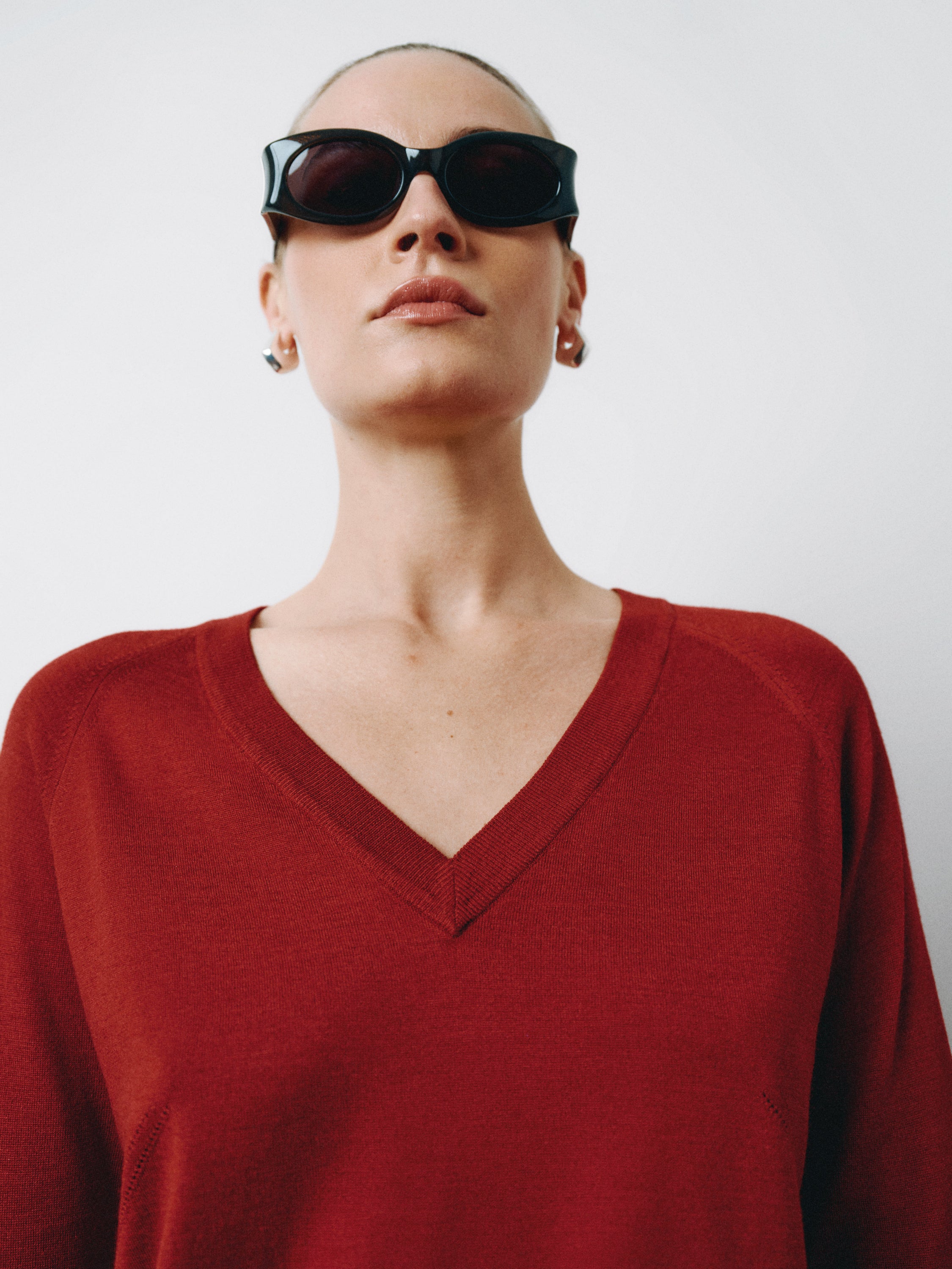 V NECK SWEATER RUBY